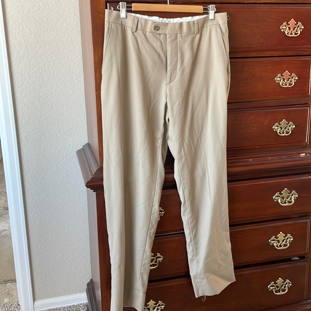 MEN’S Khakis Like New